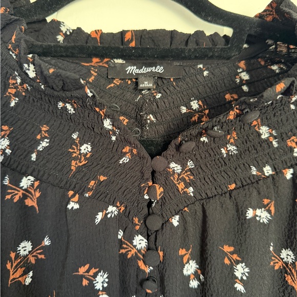 Madewell Embroidered Smockneck Top - Tossed Floral - Picture 4 of 5